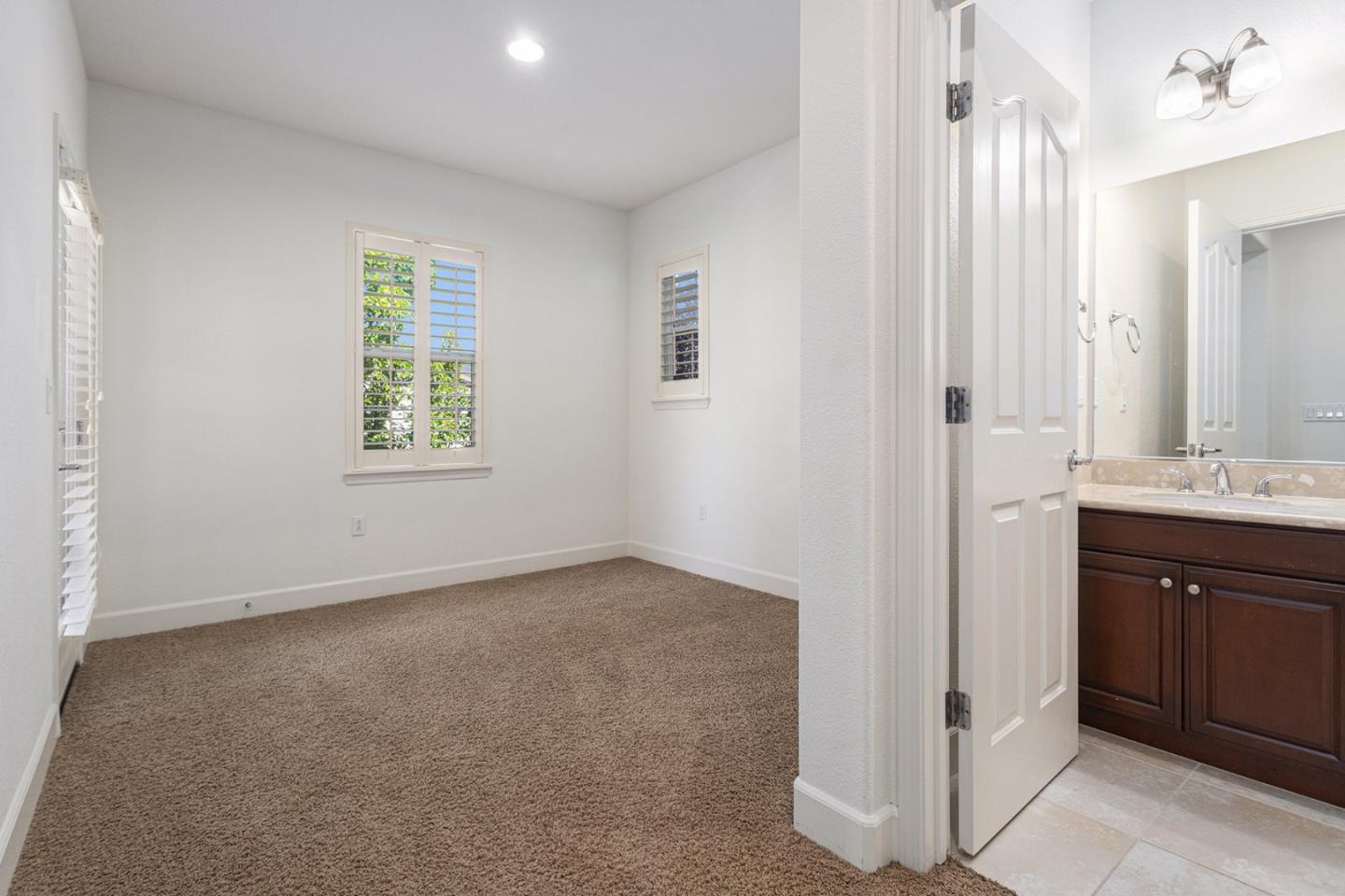 Detail Gallery Image 16 of 24 For 4970 Trescott Ct, Dublin,  CA 94568 - 5 Beds | 4 Baths
