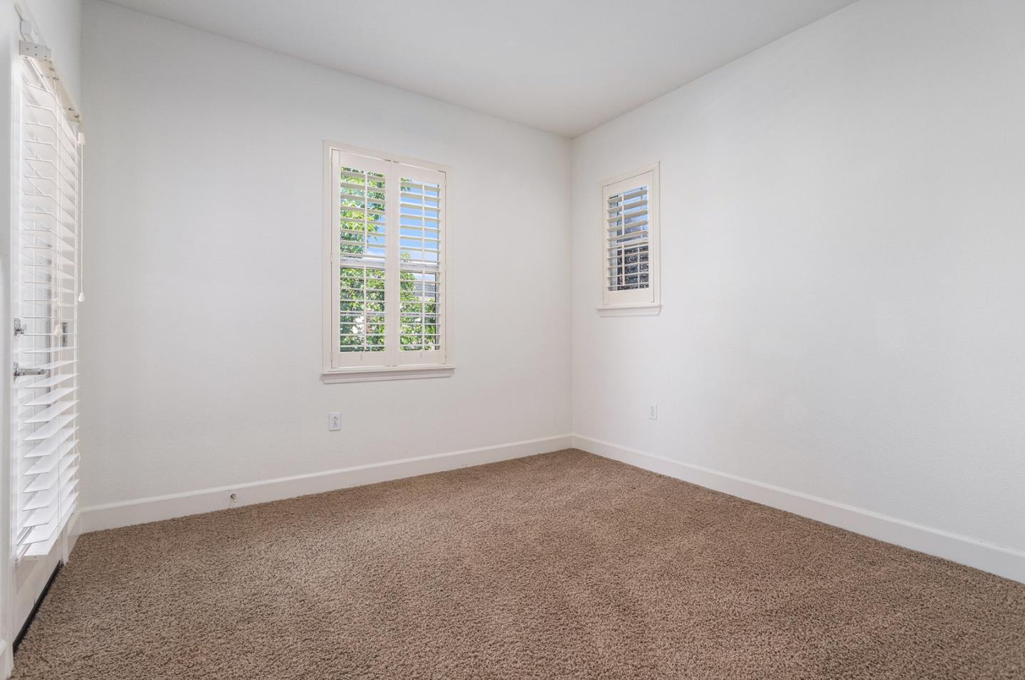 Detail Gallery Image 17 of 24 For 4970 Trescott Ct, Dublin,  CA 94568 - 5 Beds | 4 Baths