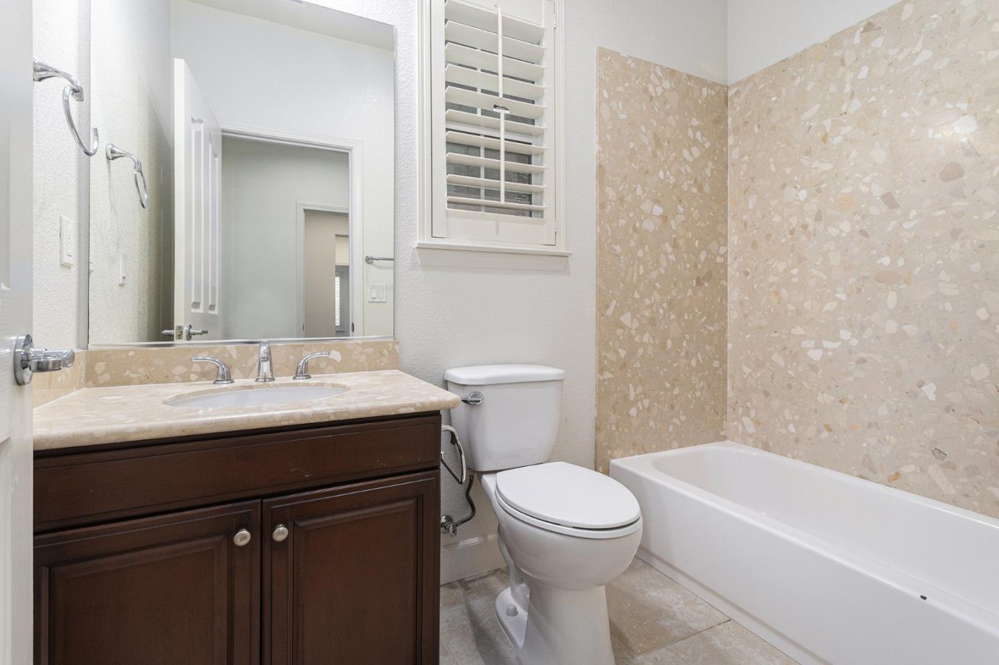 Detail Gallery Image 18 of 24 For 4970 Trescott Ct, Dublin,  CA 94568 - 5 Beds | 4 Baths