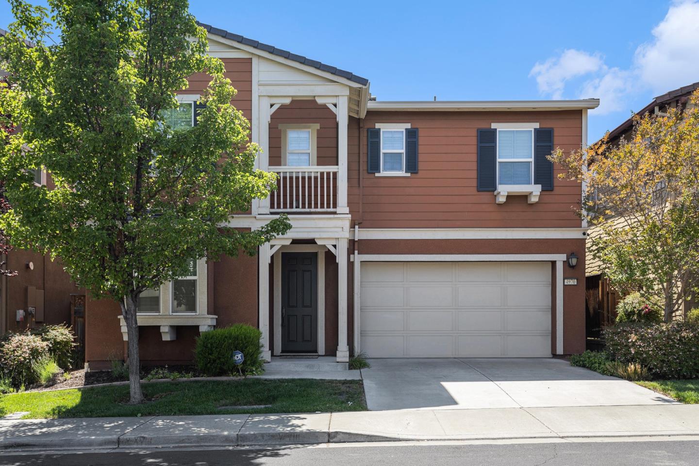 Detail Gallery Image 3 of 24 For 4970 Trescott Ct, Dublin,  CA 94568 - 5 Beds | 4 Baths
