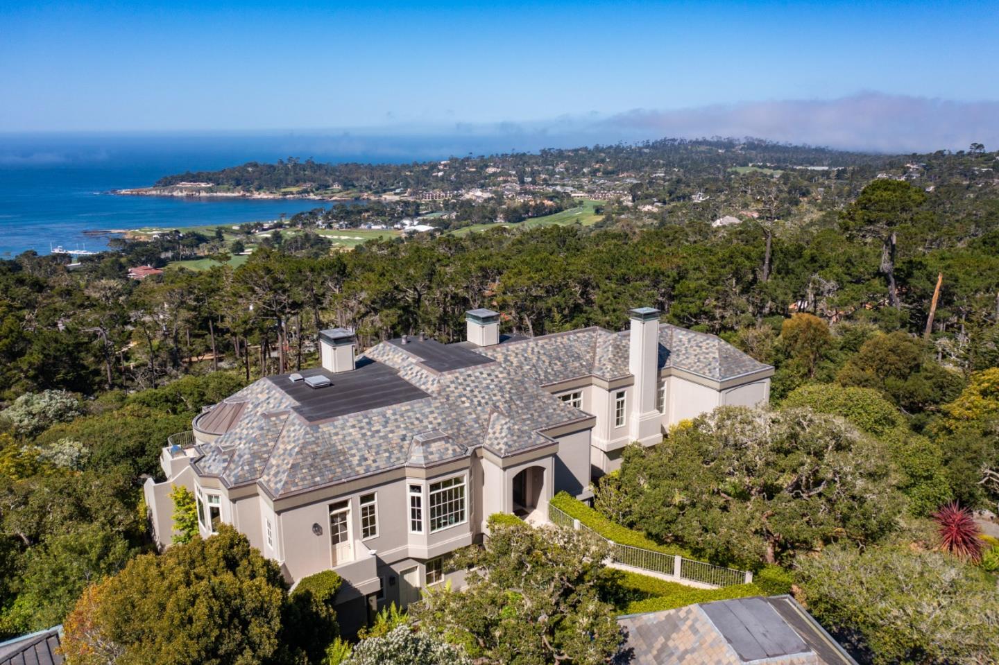 Detail Gallery Image 40 of 44 For 1564 Sonado Rd, Pebble Beach,  CA 93953 - 5 Beds | 5/3 Baths