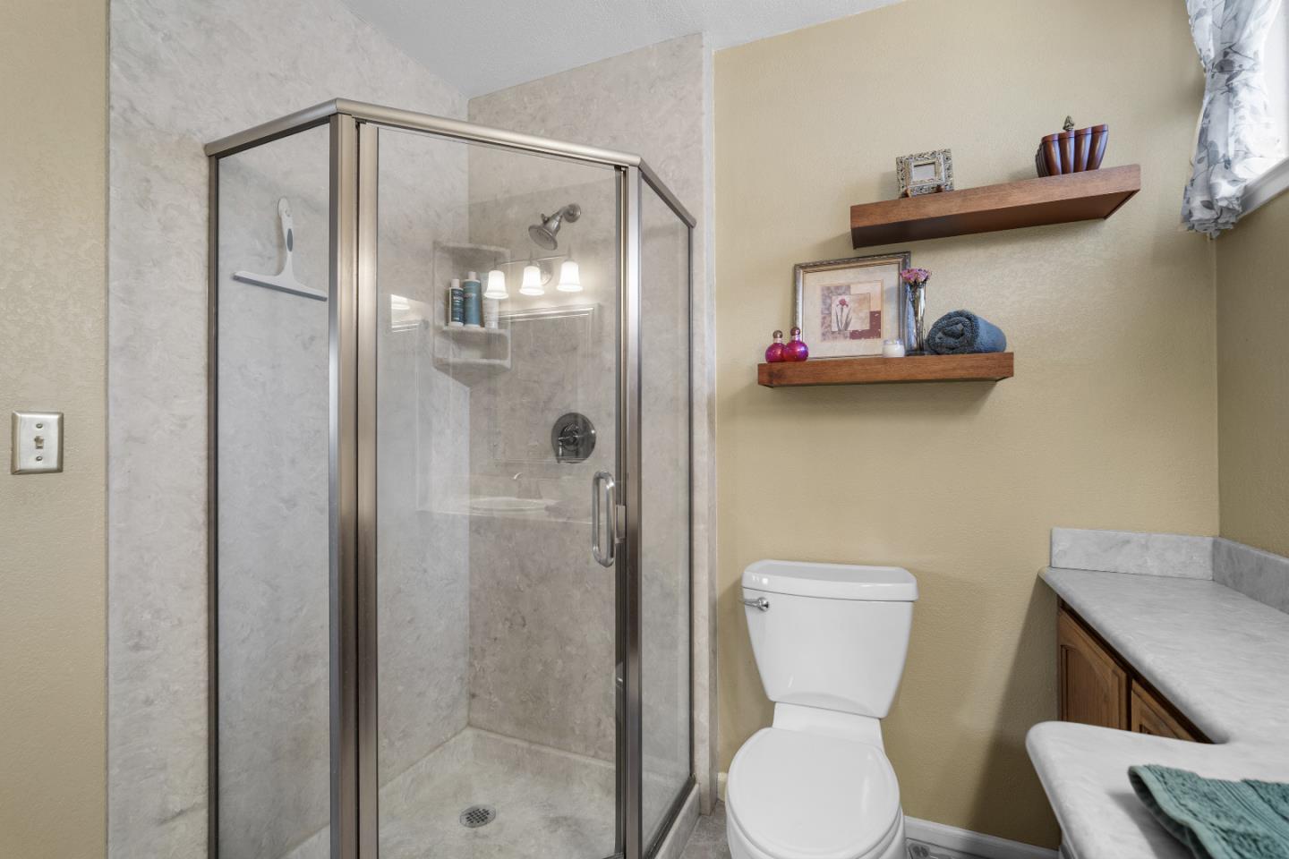 Detail Gallery Image 24 of 43 For 488 Churchill Park Dr, San Jose,  CA 95136 - 4 Beds | 2/1 Baths