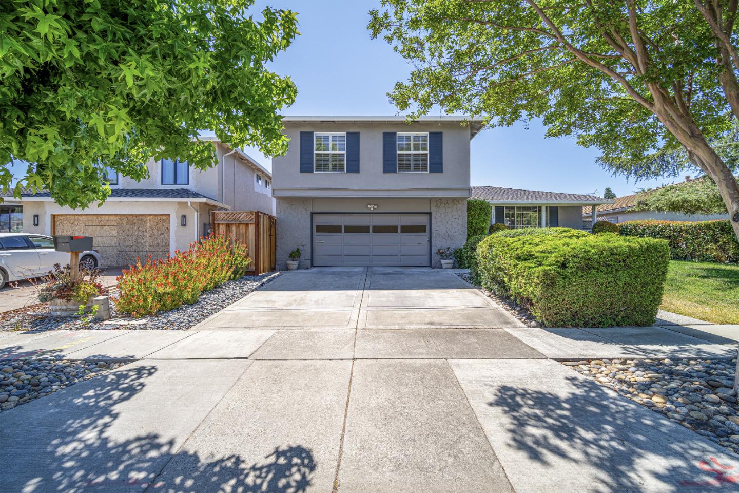 Detail Gallery Image 3 of 43 For 488 Churchill Park Dr, San Jose,  CA 95136 - 4 Beds | 2/1 Baths