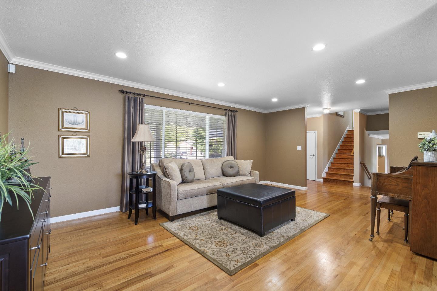 Detail Gallery Image 5 of 43 For 488 Churchill Park Dr, San Jose,  CA 95136 - 4 Beds | 2/1 Baths