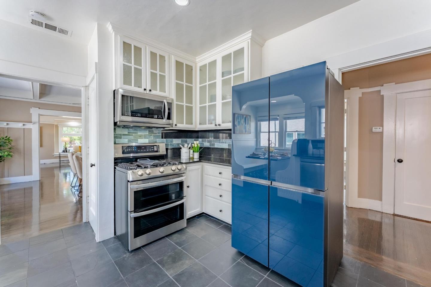 Detail Gallery Image 16 of 38 For 623 N 1st St, San Jose,  CA 95112 - 2 Beds | 1/1 Baths