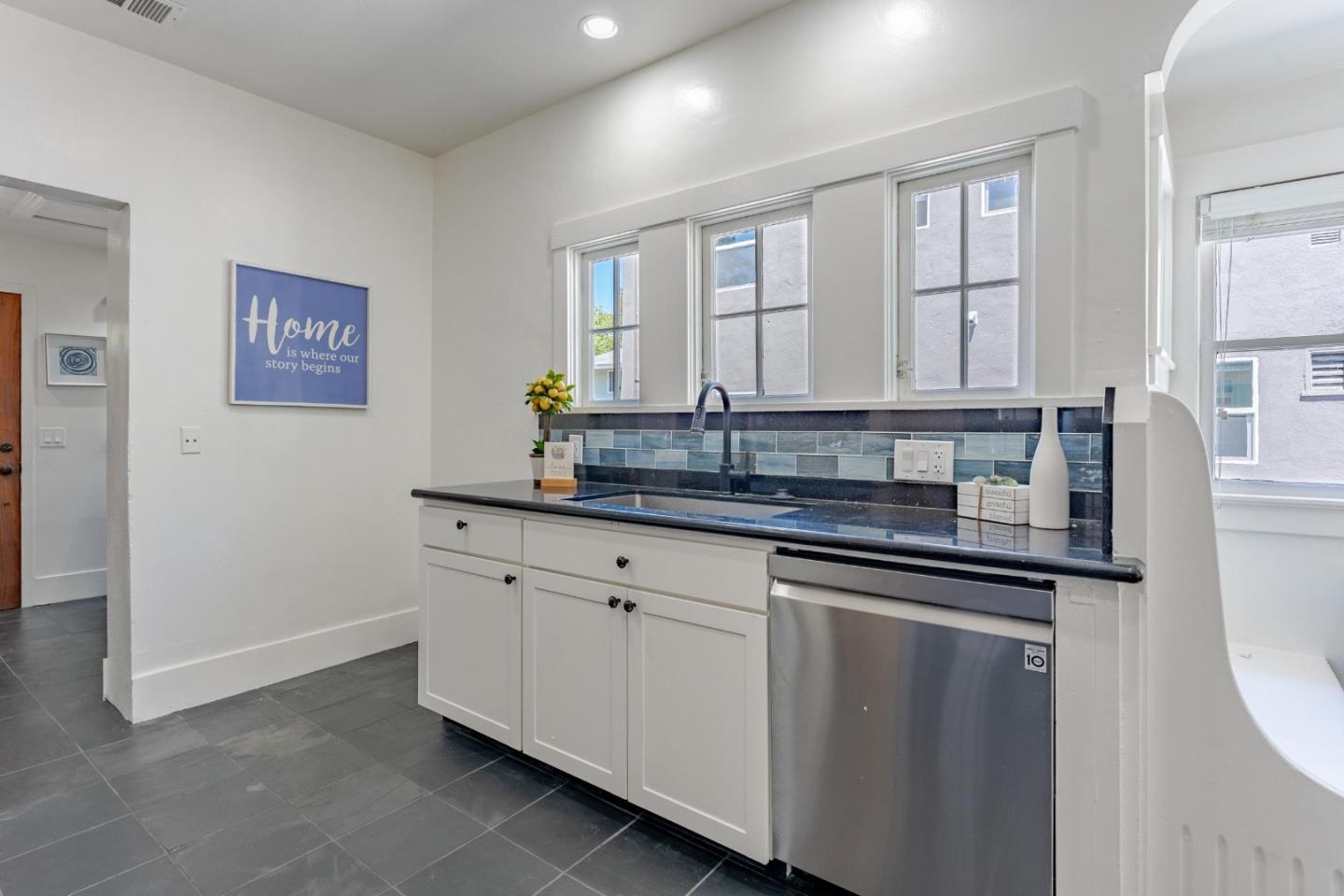 Detail Gallery Image 17 of 38 For 623 N 1st St, San Jose,  CA 95112 - 2 Beds | 1/1 Baths