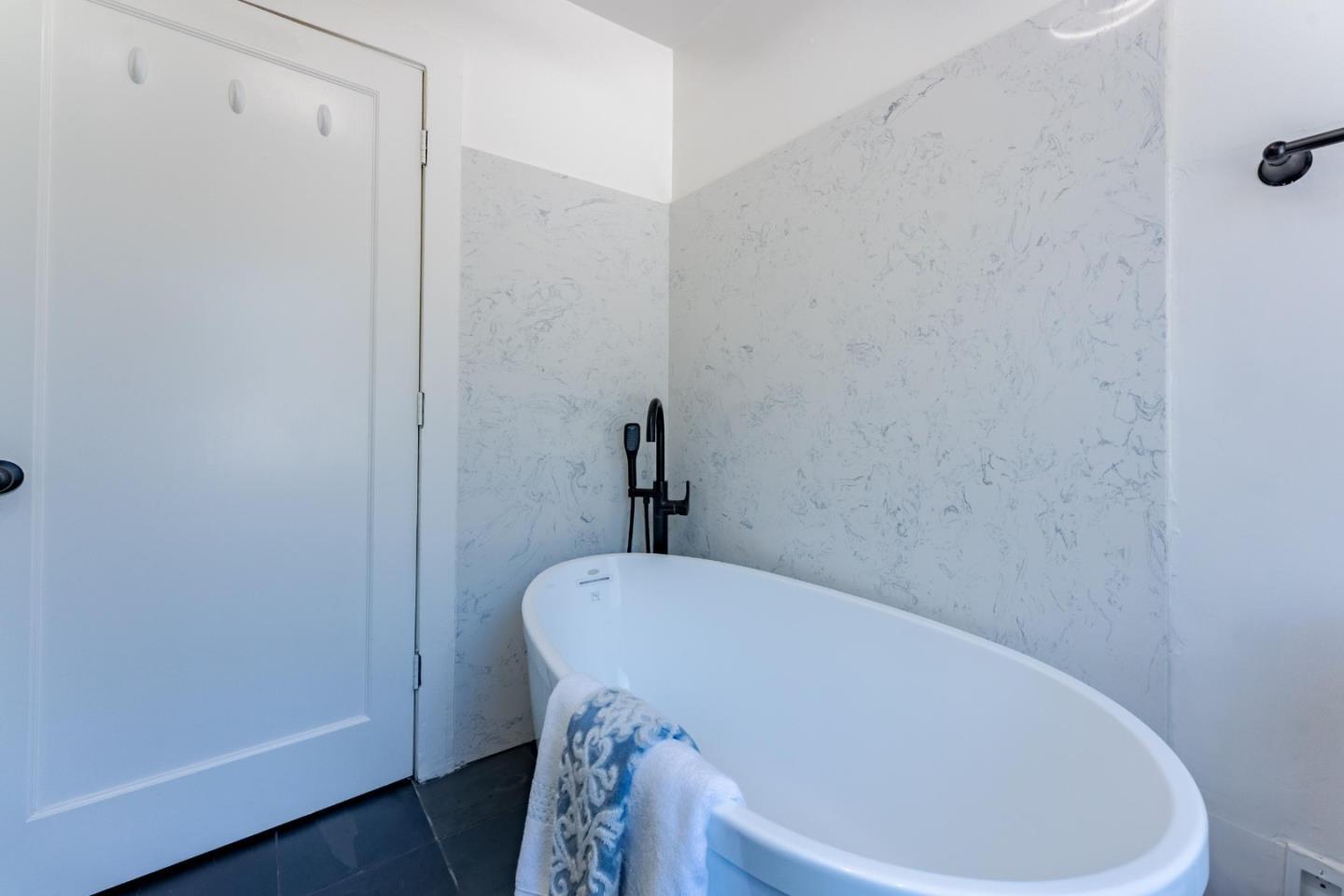 Detail Gallery Image 26 of 38 For 623 N 1st St, San Jose,  CA 95112 - 2 Beds | 1/1 Baths