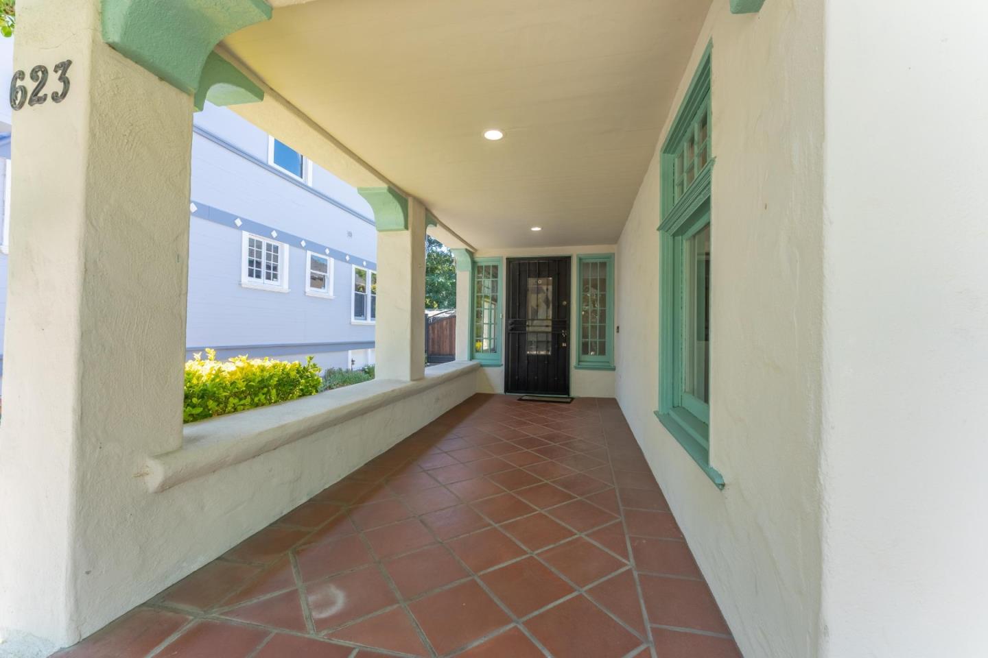 Detail Gallery Image 5 of 38 For 623 N 1st St, San Jose,  CA 95112 - 2 Beds | 1/1 Baths