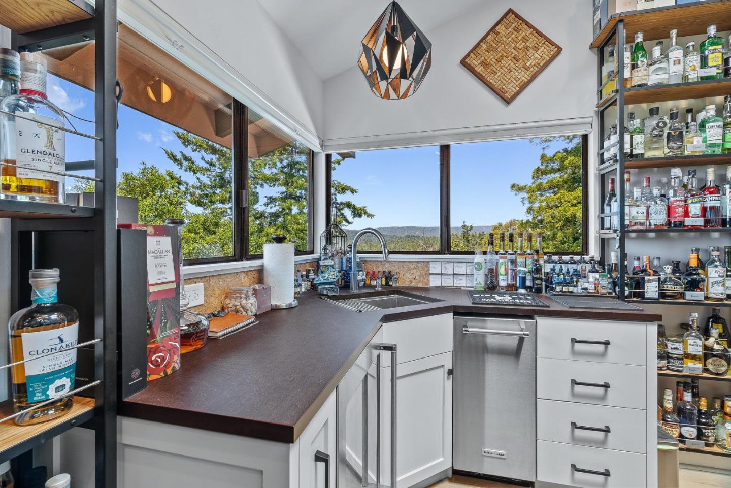 Detail Gallery Image 20 of 53 For 21 Kite Hill Rd, Santa Cruz,  CA 95060 - 4 Beds | 3/1 Baths