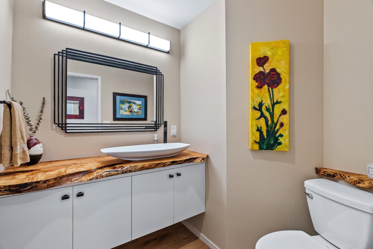 Detail Gallery Image 23 of 53 For 21 Kite Hill Rd, Santa Cruz,  CA 95060 - 4 Beds | 3/1 Baths