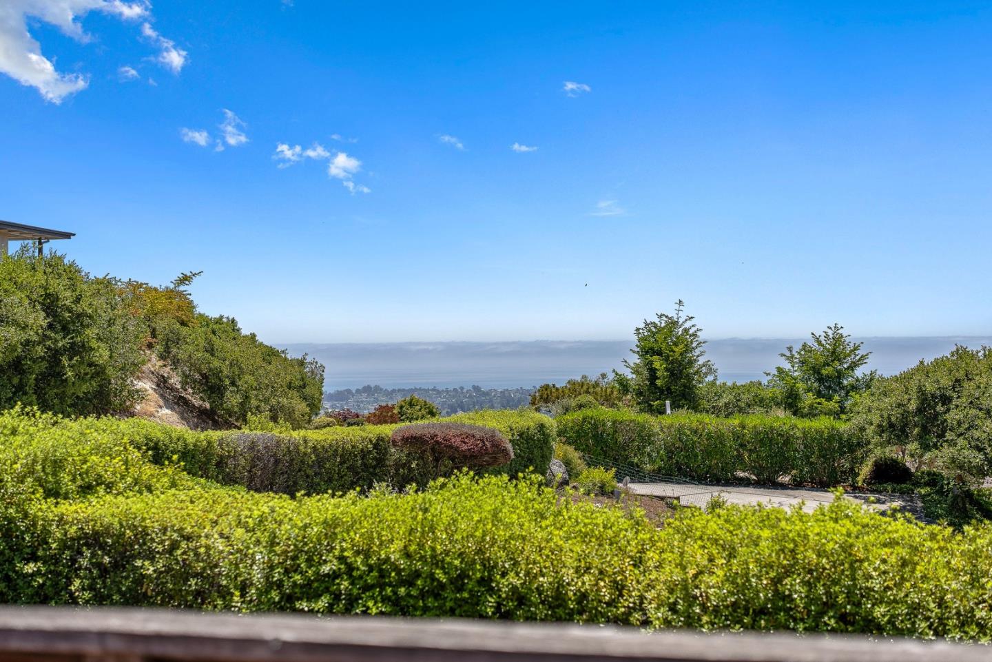 Detail Gallery Image 48 of 53 For 21 Kite Hill Rd, Santa Cruz,  CA 95060 - 4 Beds | 3/1 Baths
