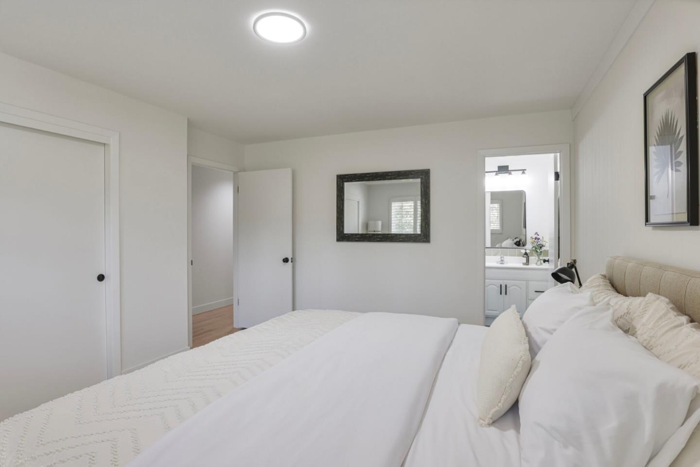 Detail Gallery Image 21 of 53 For 585 Maple Ave, San Bruno,  CA 94066 - 3 Beds | 3 Baths