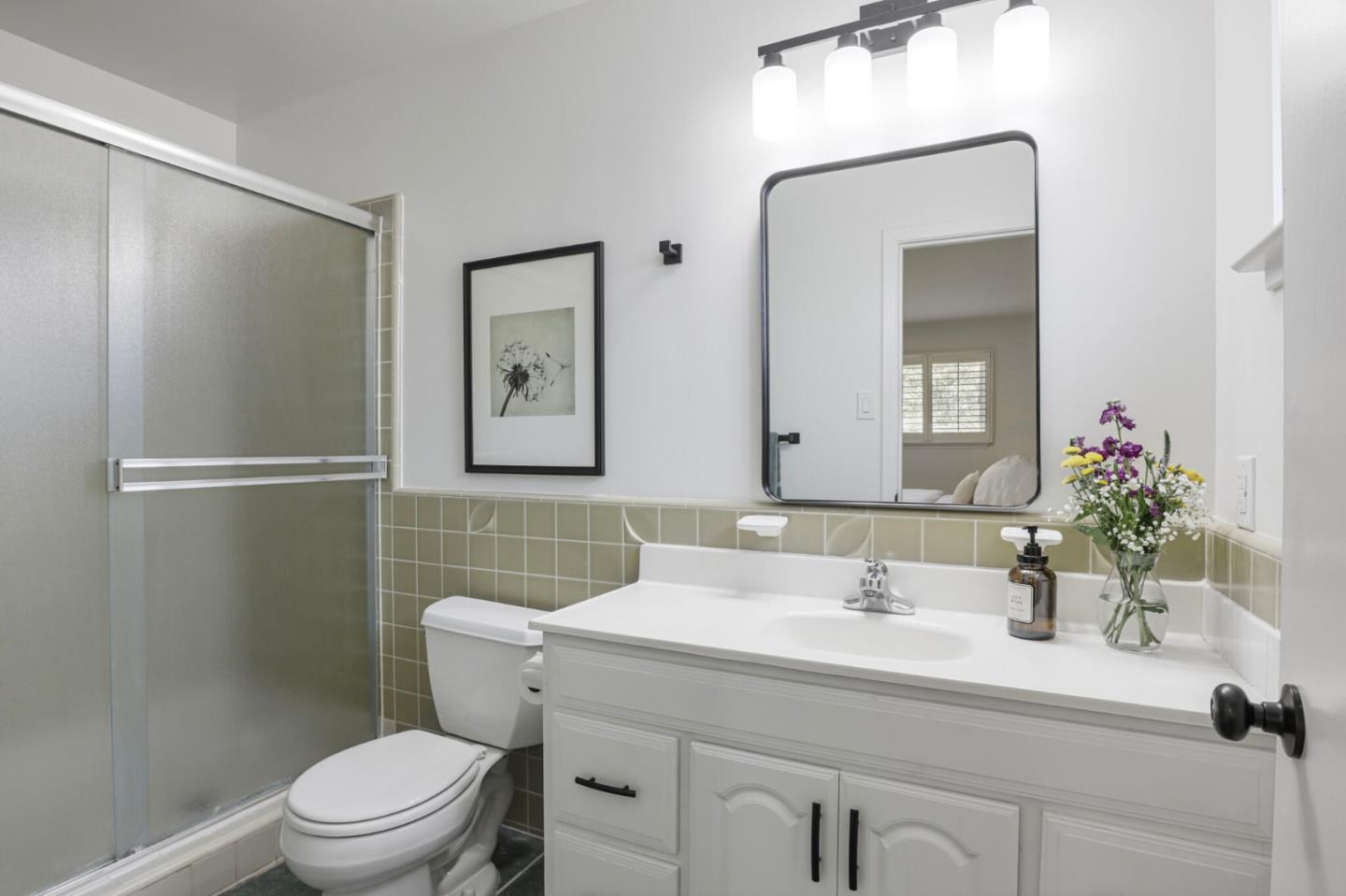 Detail Gallery Image 22 of 53 For 585 Maple Ave, San Bruno,  CA 94066 - 3 Beds | 3 Baths