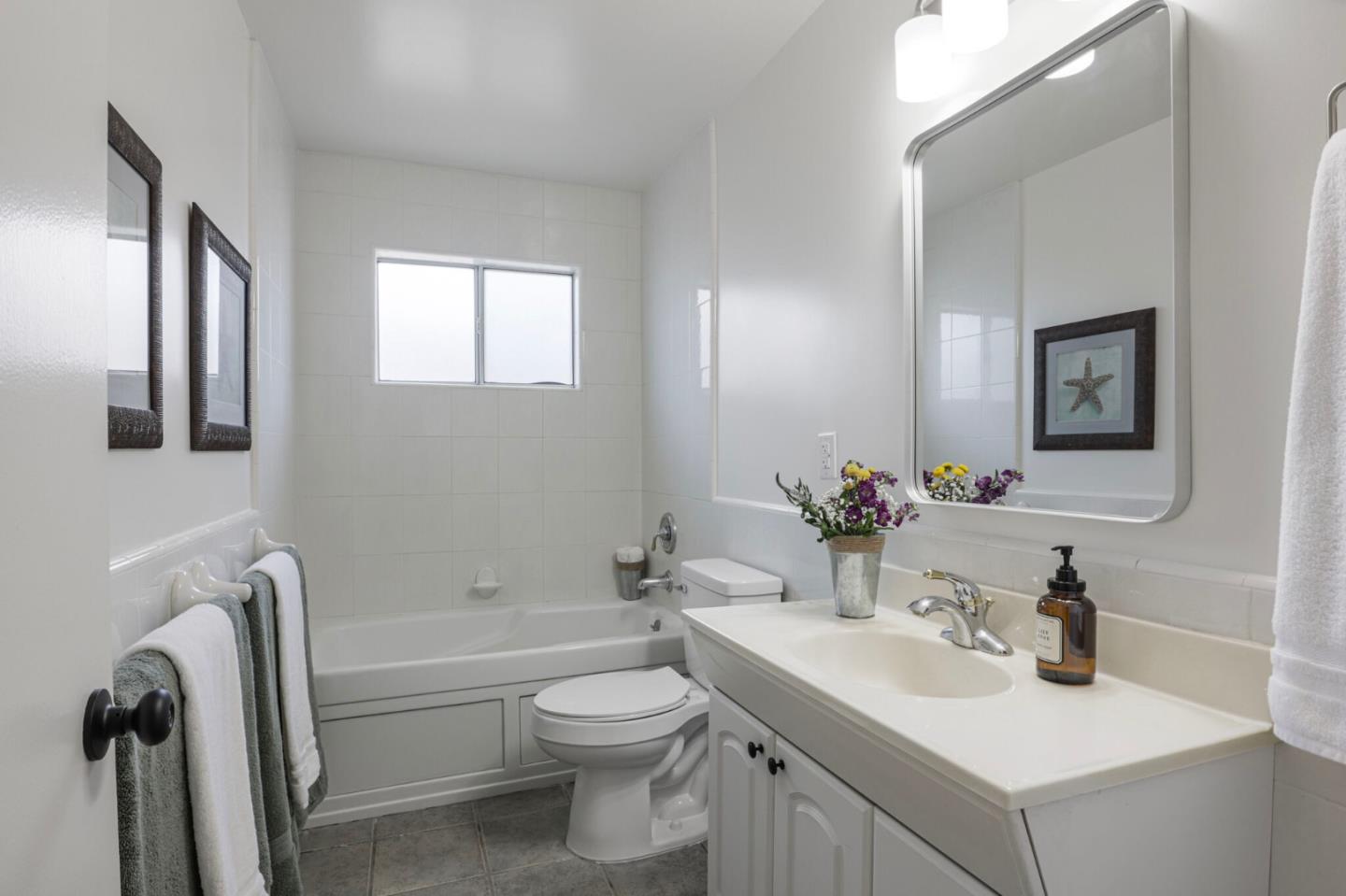 Detail Gallery Image 27 of 53 For 585 Maple Ave, San Bruno,  CA 94066 - 3 Beds | 3 Baths