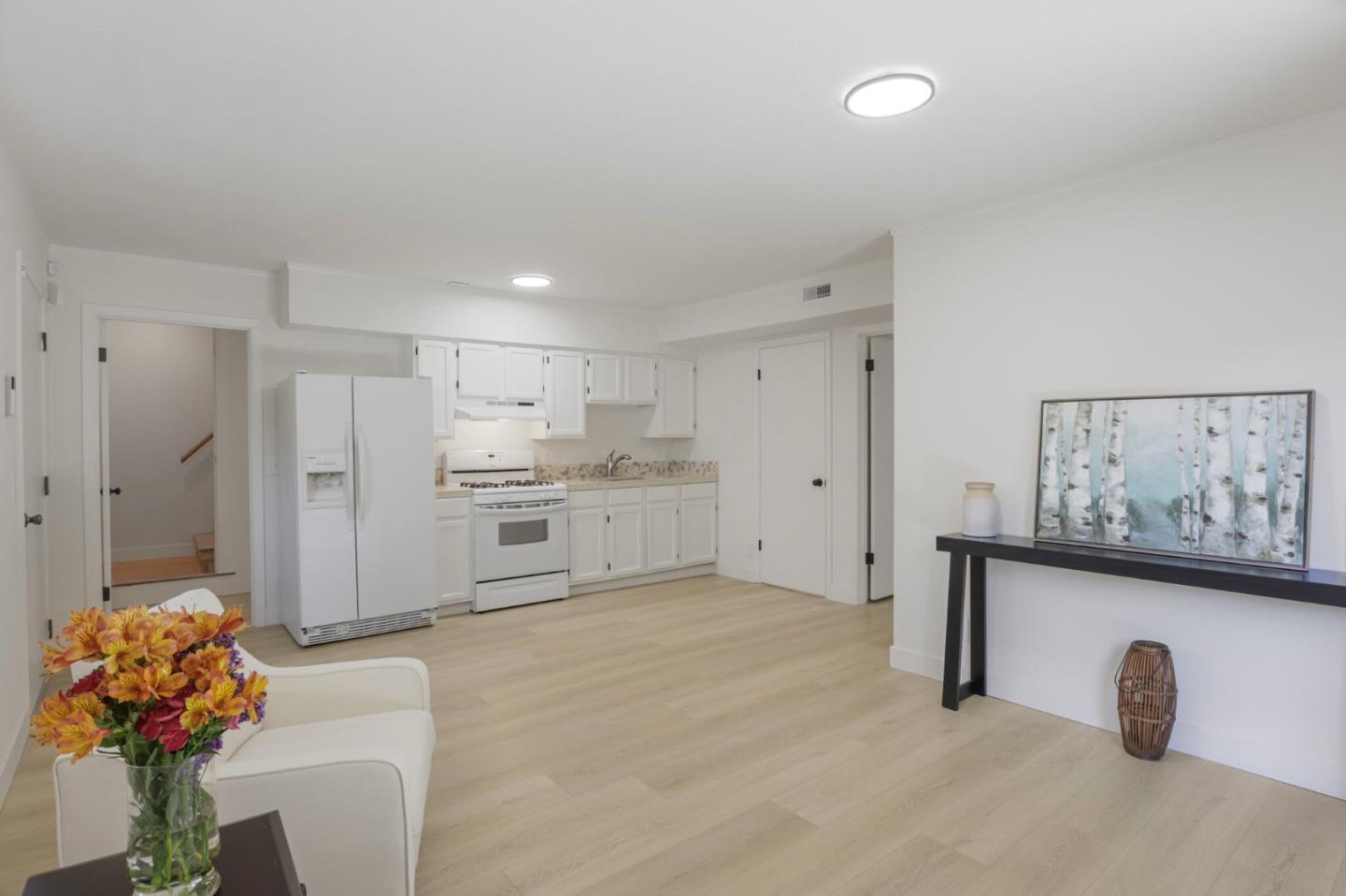 Detail Gallery Image 32 of 53 For 585 Maple Ave, San Bruno,  CA 94066 - 3 Beds | 3 Baths