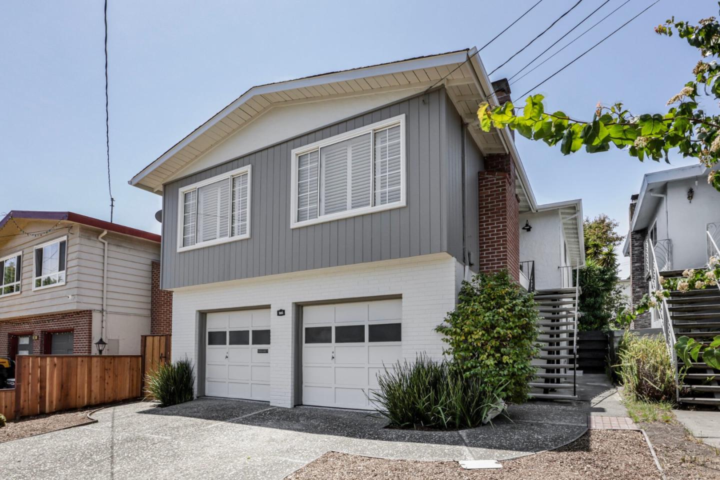 Detail Gallery Image 4 of 53 For 585 Maple Ave, San Bruno,  CA 94066 - 3 Beds | 3 Baths