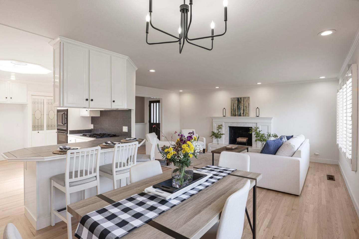 Detail Gallery Image 7 of 53 For 585 Maple Ave, San Bruno,  CA 94066 - 3 Beds | 3 Baths