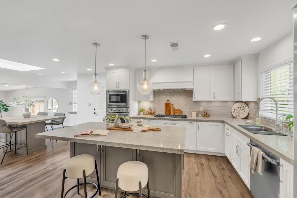 Detail Gallery Image 11 of 40 For 14584 Jacksol Dr, San Jose,  CA 95124 - 3 Beds | 2 Baths