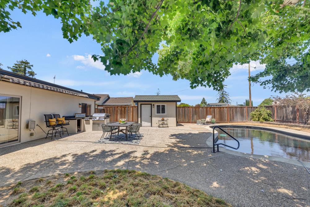 Detail Gallery Image 27 of 40 For 14584 Jacksol Dr, San Jose,  CA 95124 - 3 Beds | 2 Baths