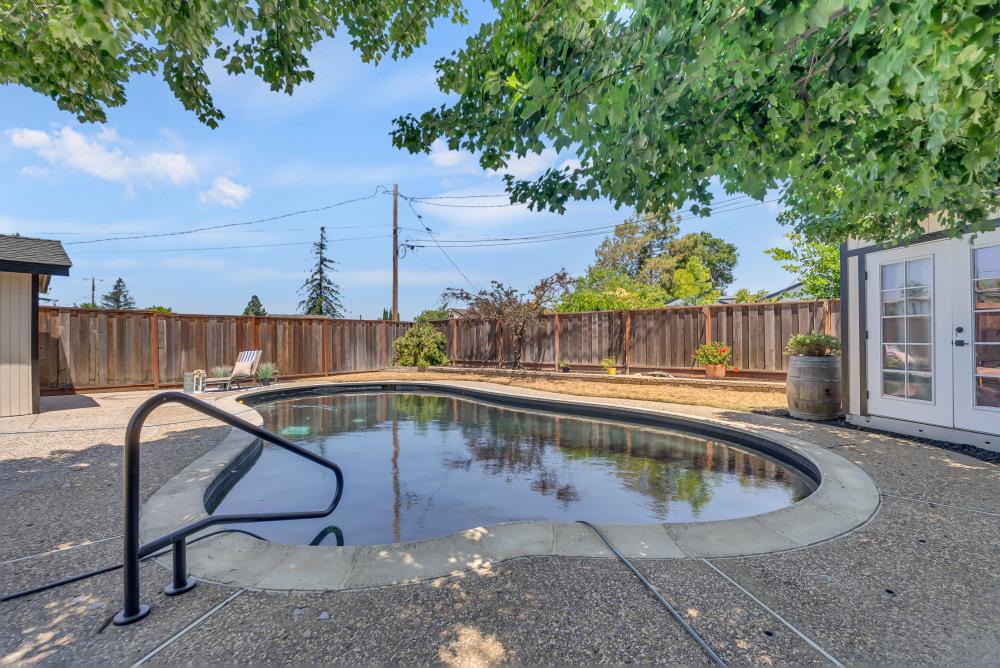 Detail Gallery Image 28 of 40 For 14584 Jacksol Dr, San Jose,  CA 95124 - 3 Beds | 2 Baths