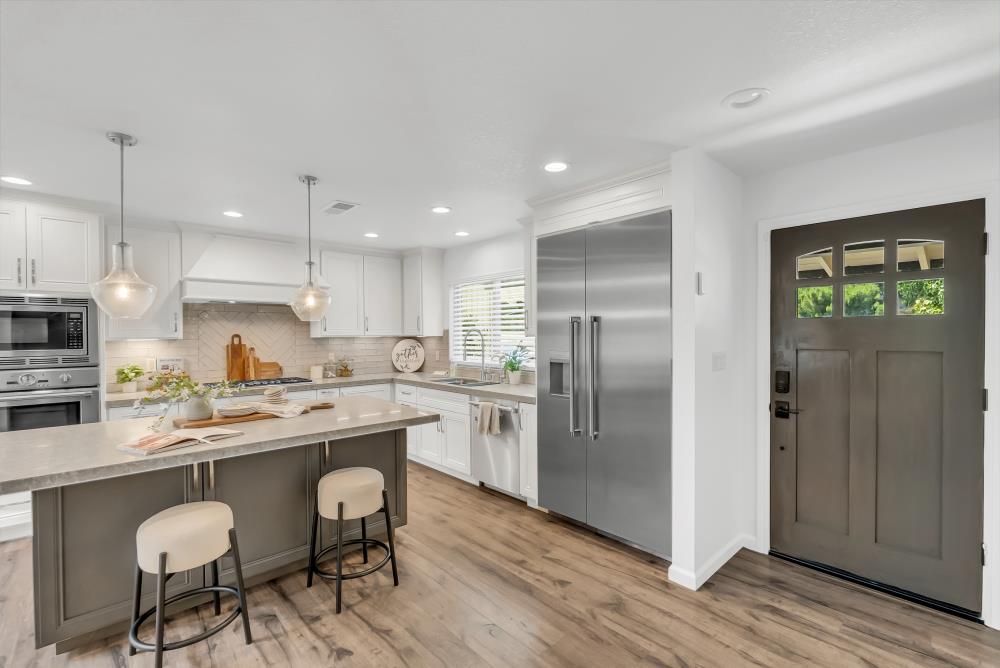 Detail Gallery Image 7 of 40 For 14584 Jacksol Dr, San Jose,  CA 95124 - 3 Beds | 2 Baths