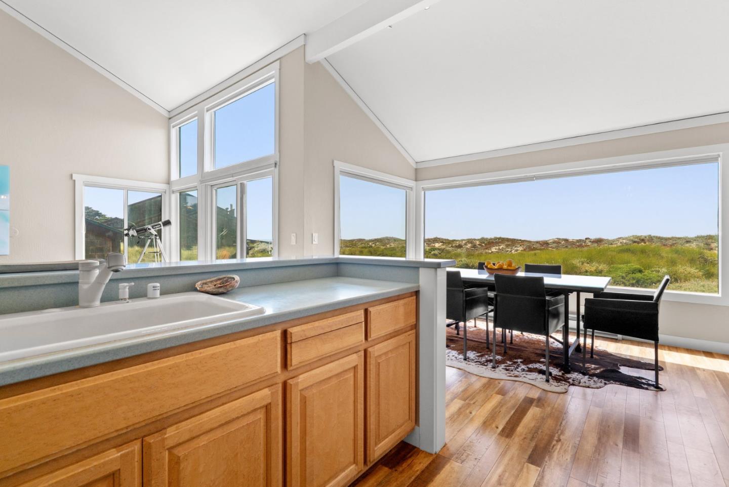 Detail Gallery Image 23 of 55 For 160 Monterey Dunes Way, Moss Landing,  CA 95039 - 3 Beds | 2 Baths