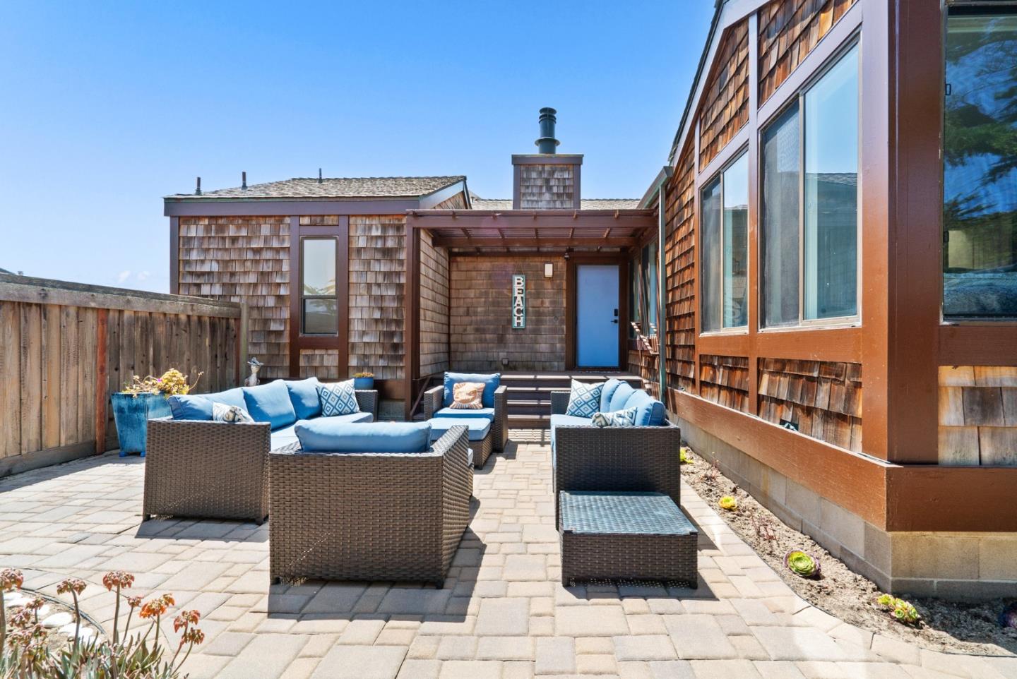 Detail Gallery Image 3 of 55 For 160 Monterey Dunes Way, Moss Landing,  CA 95039 - 3 Beds | 2 Baths