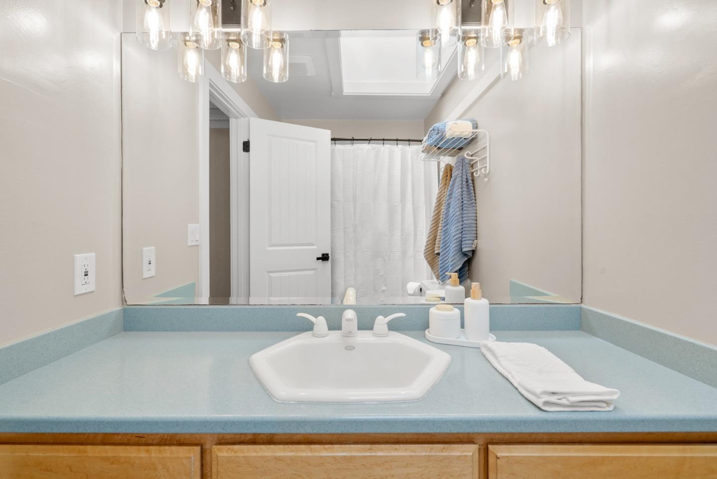 Detail Gallery Image 33 of 55 For 160 Monterey Dunes Way, Moss Landing,  CA 95039 - 3 Beds | 2 Baths