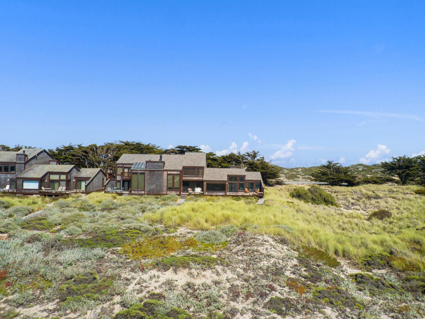 Detail Gallery Image 45 of 55 For 160 Monterey Dunes Way, Moss Landing,  CA 95039 - 3 Beds | 2 Baths