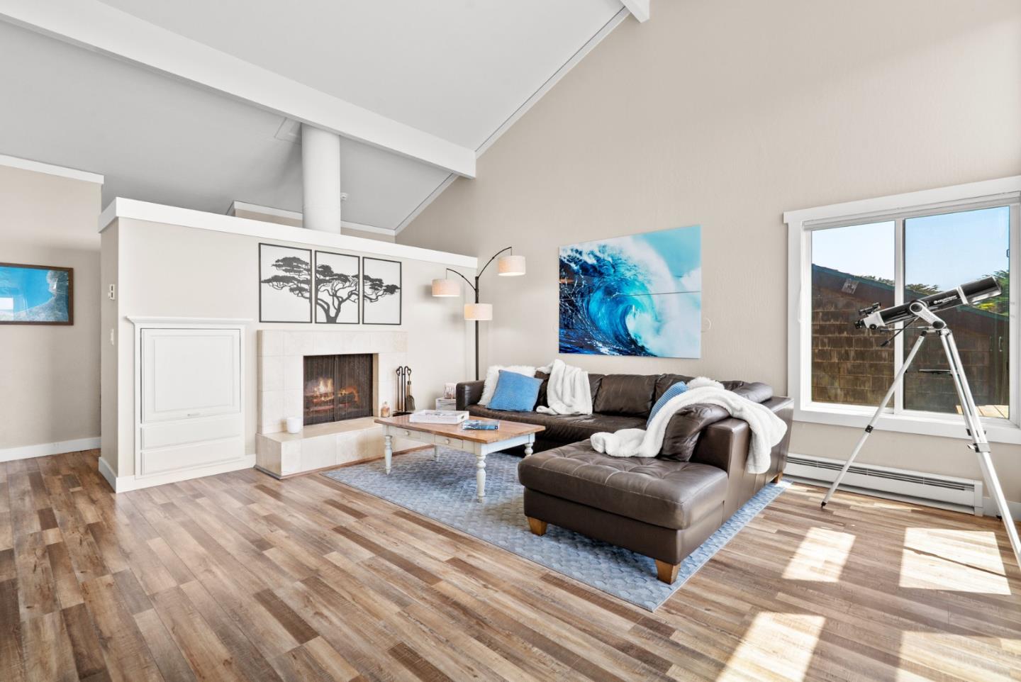 Detail Gallery Image 7 of 55 For 160 Monterey Dunes Way, Moss Landing,  CA 95039 - 3 Beds | 2 Baths