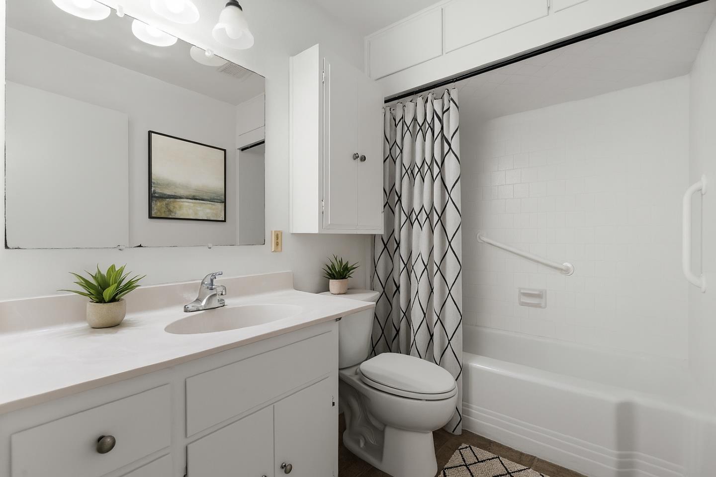 Detail Gallery Image 6 of 35 For 190 W Mckenzie Ave, Stockton,  CA 95204 - 4 Beds | 3 Baths