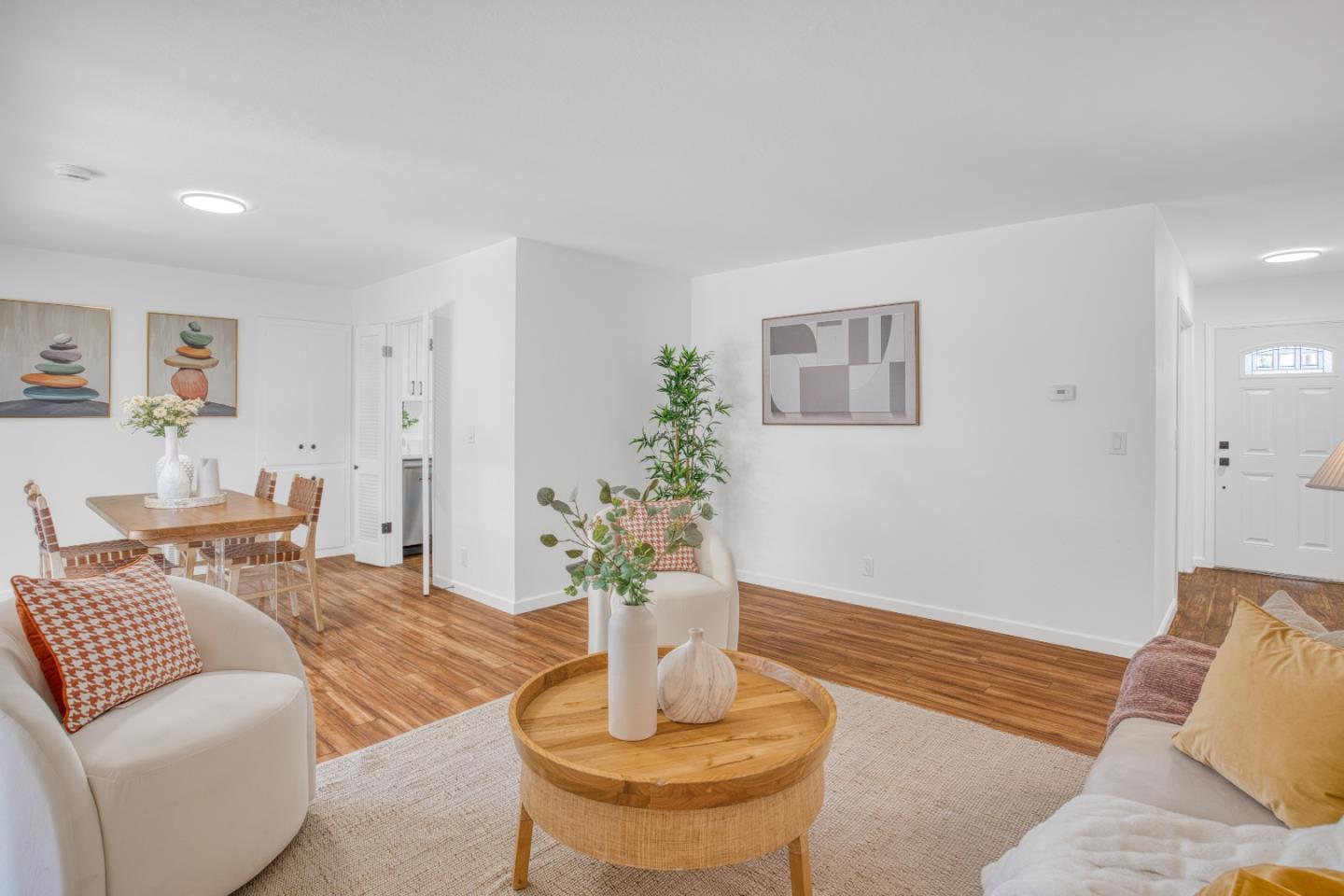 Detail Gallery Image 2 of 47 For 5381 Carryback Ave, San Jose,  CA 95111 - 3 Beds | 2 Baths