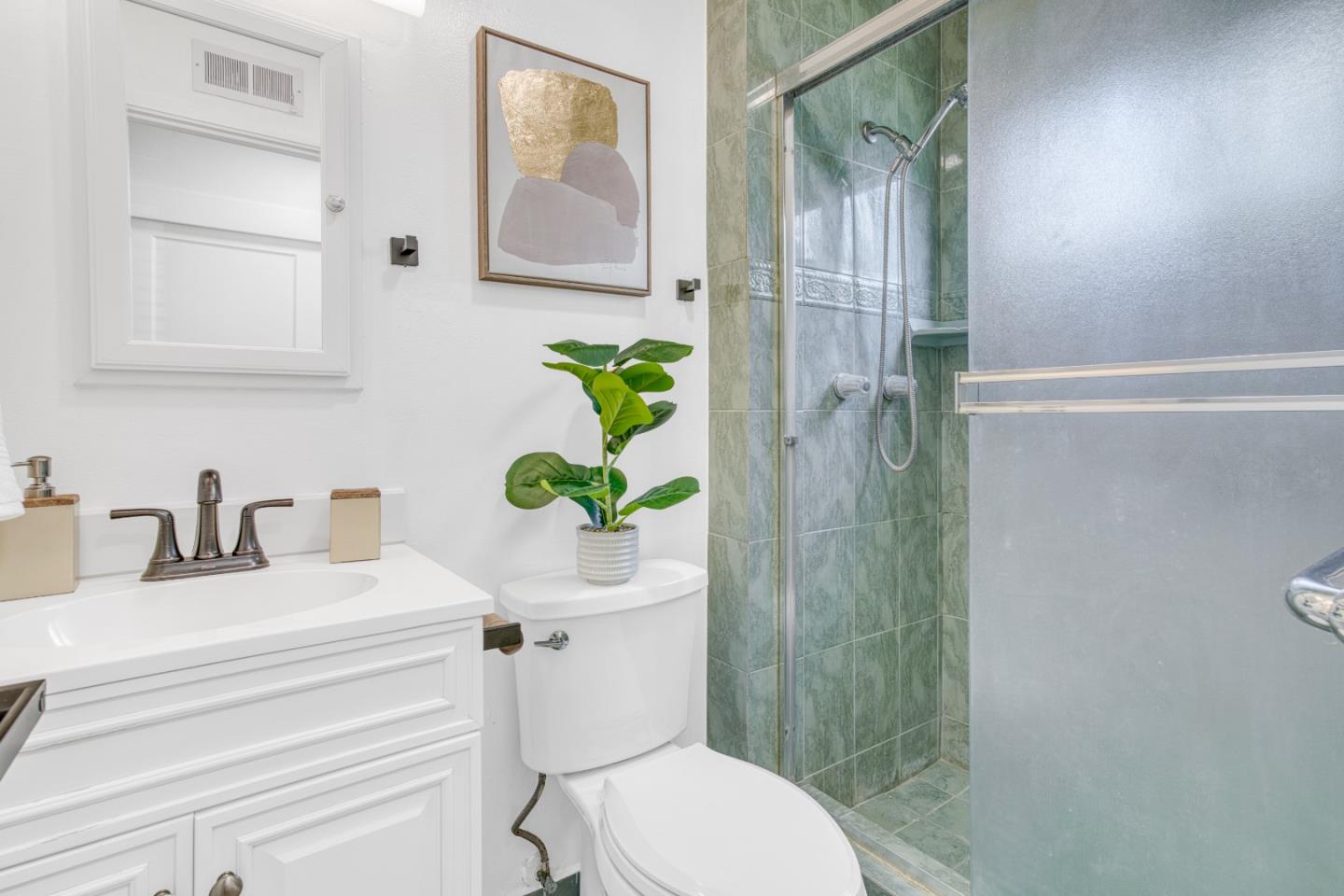 Detail Gallery Image 33 of 47 For 5381 Carryback Ave, San Jose,  CA 95111 - 3 Beds | 2 Baths