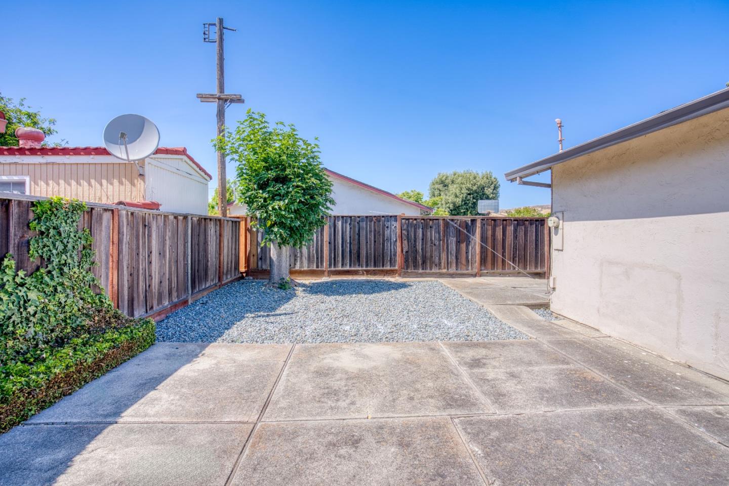Detail Gallery Image 41 of 47 For 5381 Carryback Ave, San Jose,  CA 95111 - 3 Beds | 2 Baths