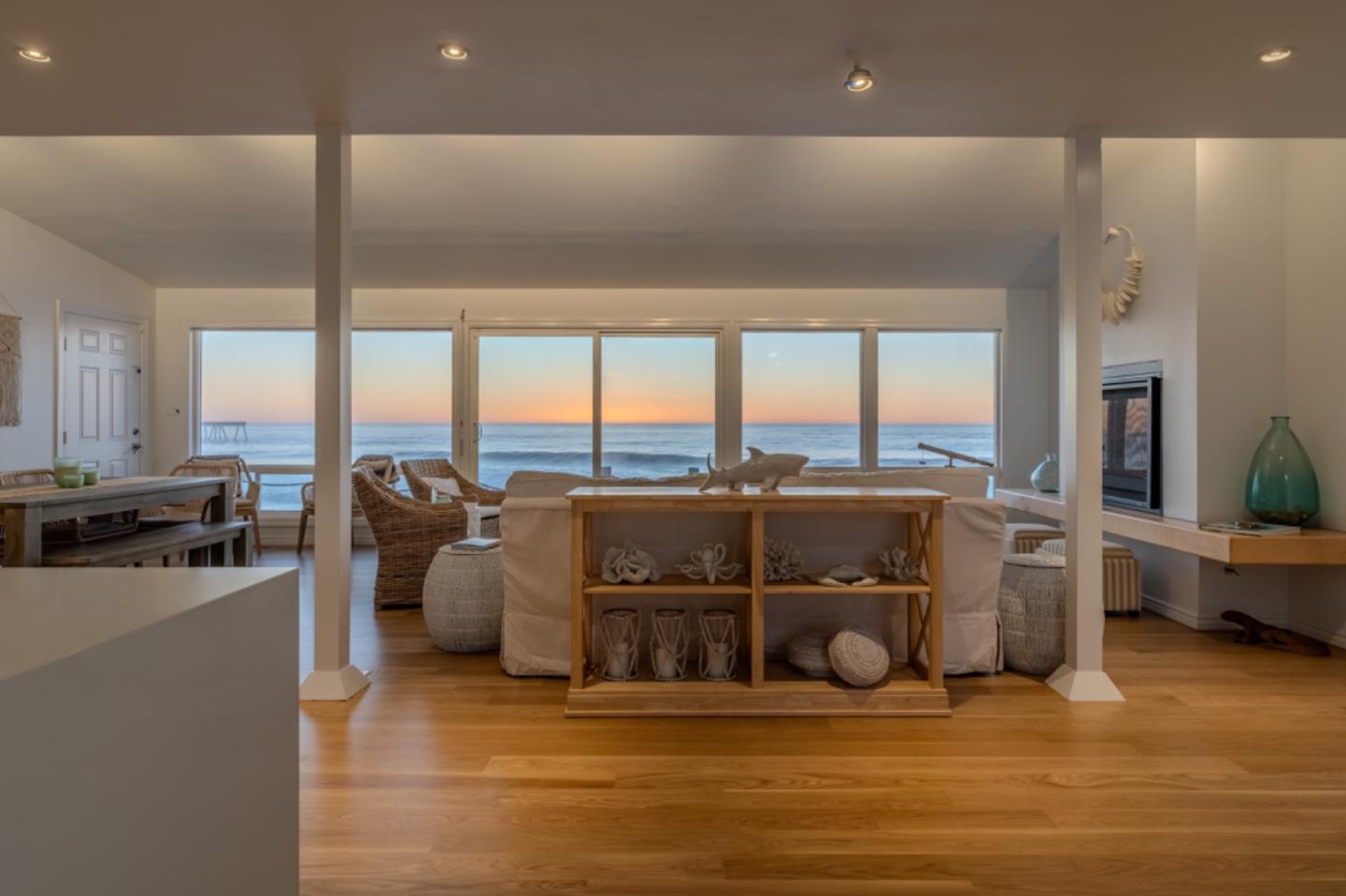 Detail Gallery Image 10 of 61 For 236 Shoreview Ave, Pacifica,  CA 94044 - 2 Beds | 2 Baths