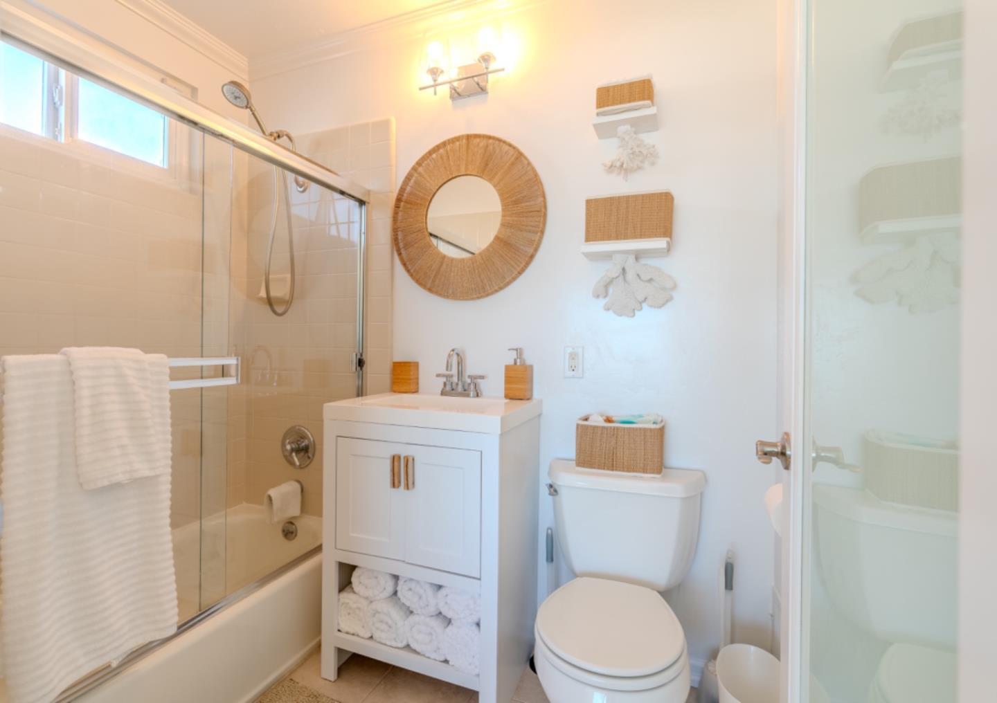 Detail Gallery Image 37 of 61 For 236 Shoreview Ave, Pacifica,  CA 94044 - 2 Beds | 2 Baths