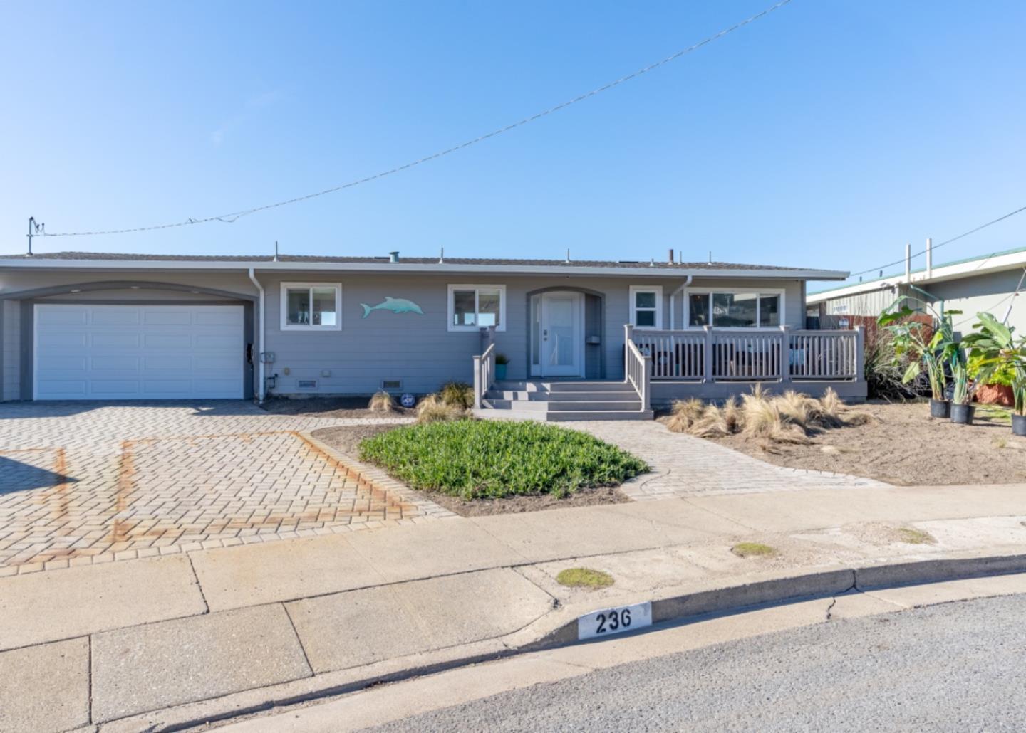 Detail Gallery Image 5 of 61 For 236 Shoreview Ave, Pacifica,  CA 94044 - 2 Beds | 2 Baths