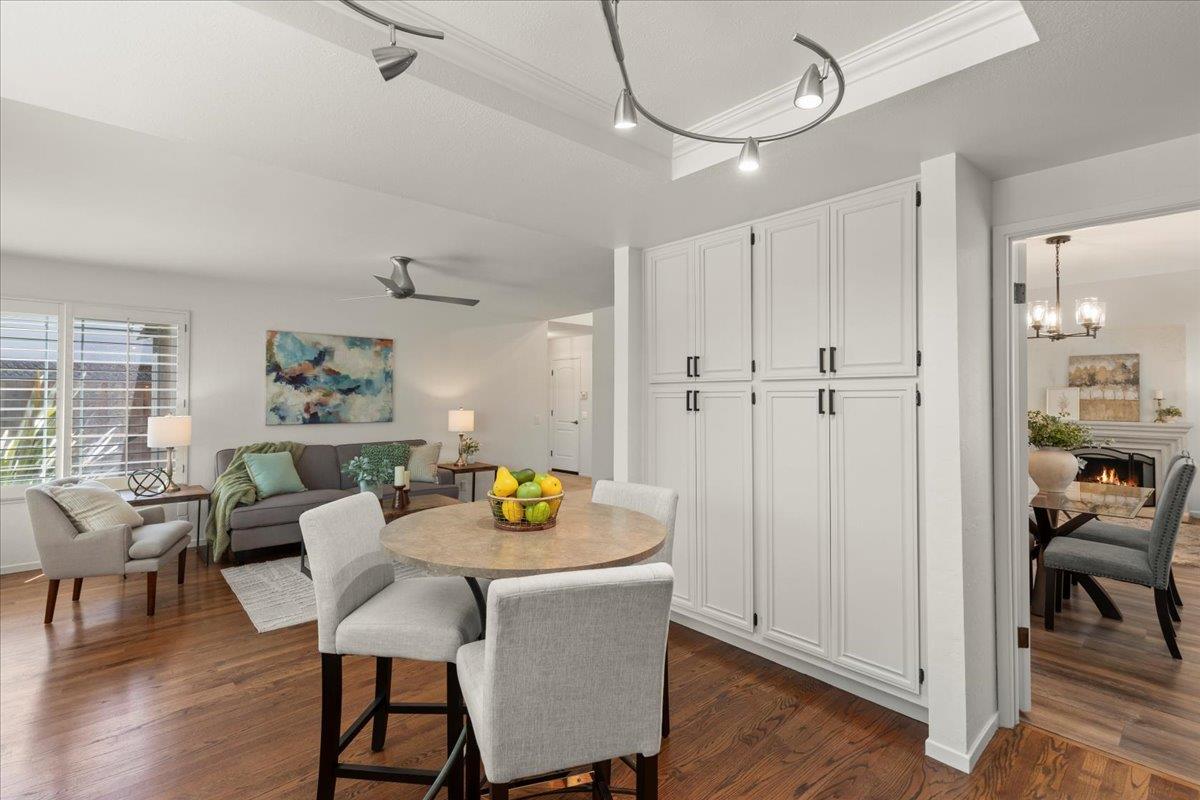 Detail Gallery Image 14 of 34 For 5420 Century Plaza Way, San Jose,  CA 95111 - 4 Beds | 2 Baths