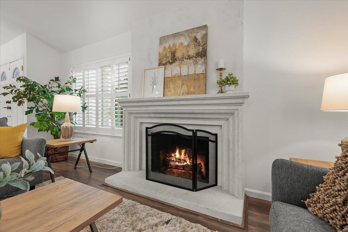 Detail Gallery Image 5 of 34 For 5420 Century Plaza Way, San Jose,  CA 95111 - 4 Beds | 2 Baths