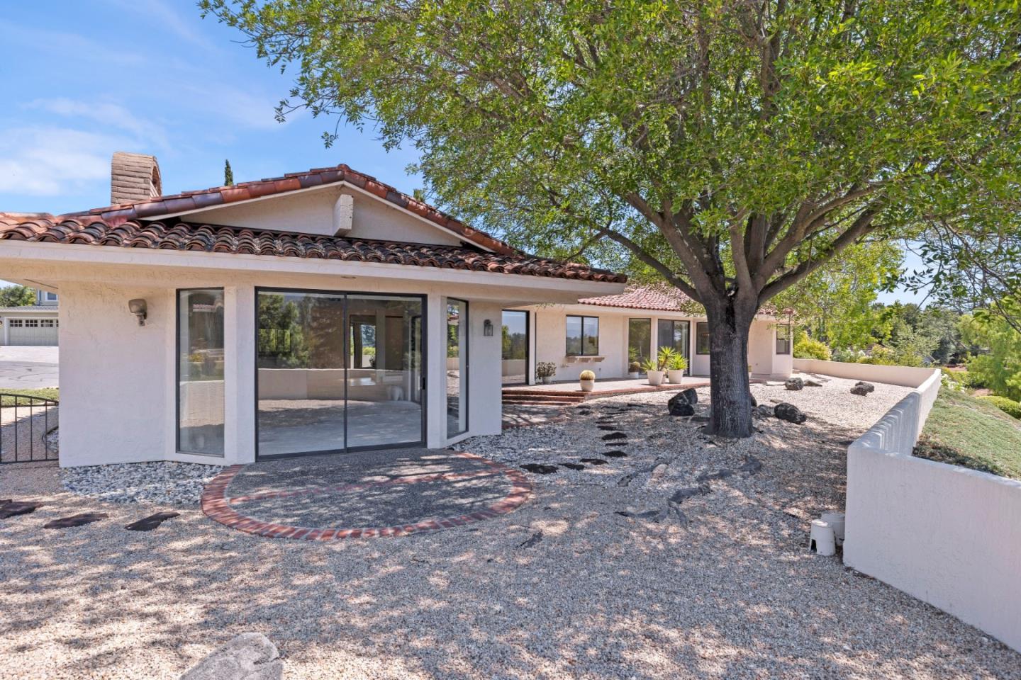 Detail Gallery Image 15 of 50 For 1091 Valley View Ct, Los Altos,  CA 94024 - 3 Beds | 2 Baths