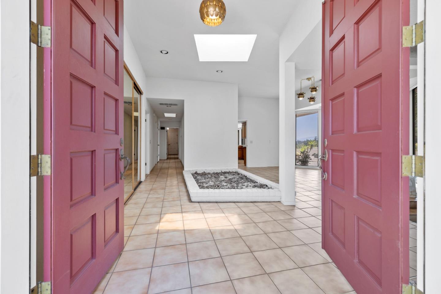 Detail Gallery Image 16 of 50 For 1091 Valley View Ct, Los Altos,  CA 94024 - 3 Beds | 2 Baths