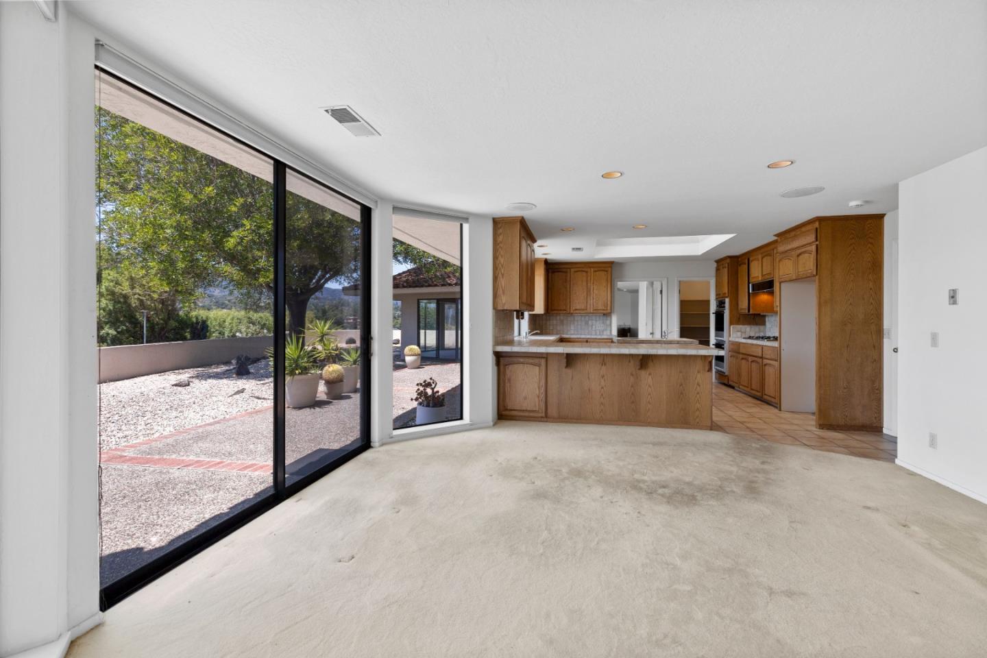 Detail Gallery Image 29 of 50 For 1091 Valley View Ct, Los Altos,  CA 94024 - 3 Beds | 2 Baths