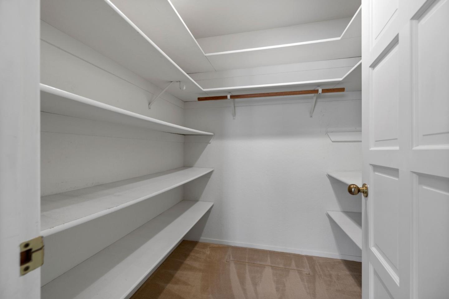 Detail Gallery Image 38 of 50 For 1091 Valley View Ct, Los Altos,  CA 94024 - 3 Beds | 2 Baths