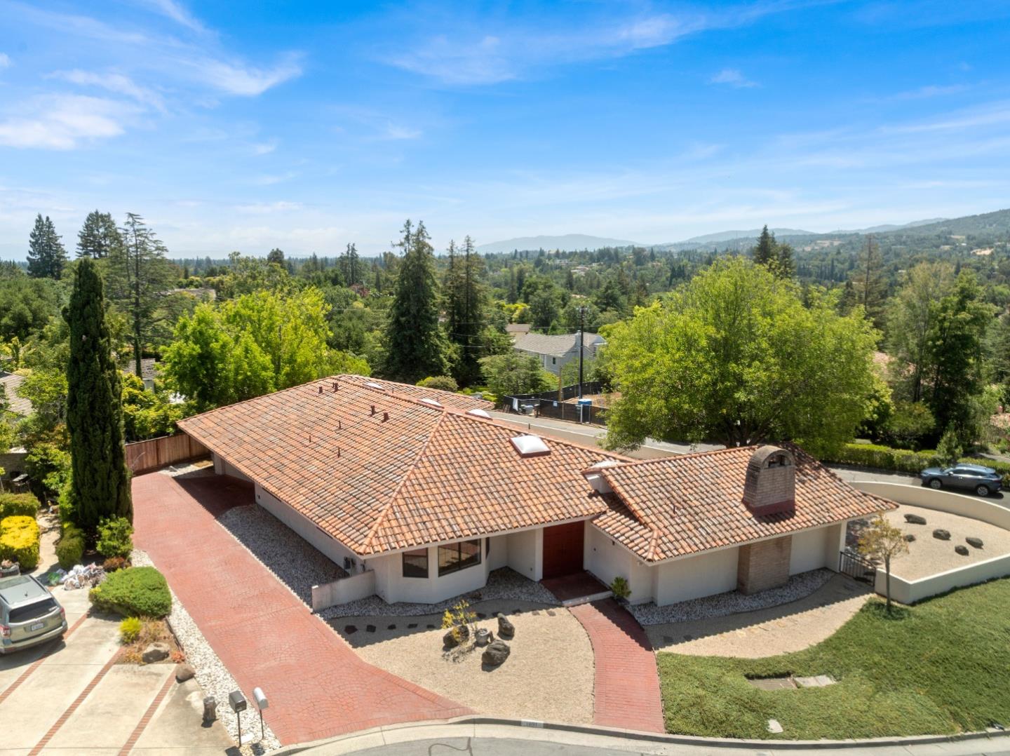 Detail Gallery Image 6 of 50 For 1091 Valley View Ct, Los Altos,  CA 94024 - 3 Beds | 2 Baths