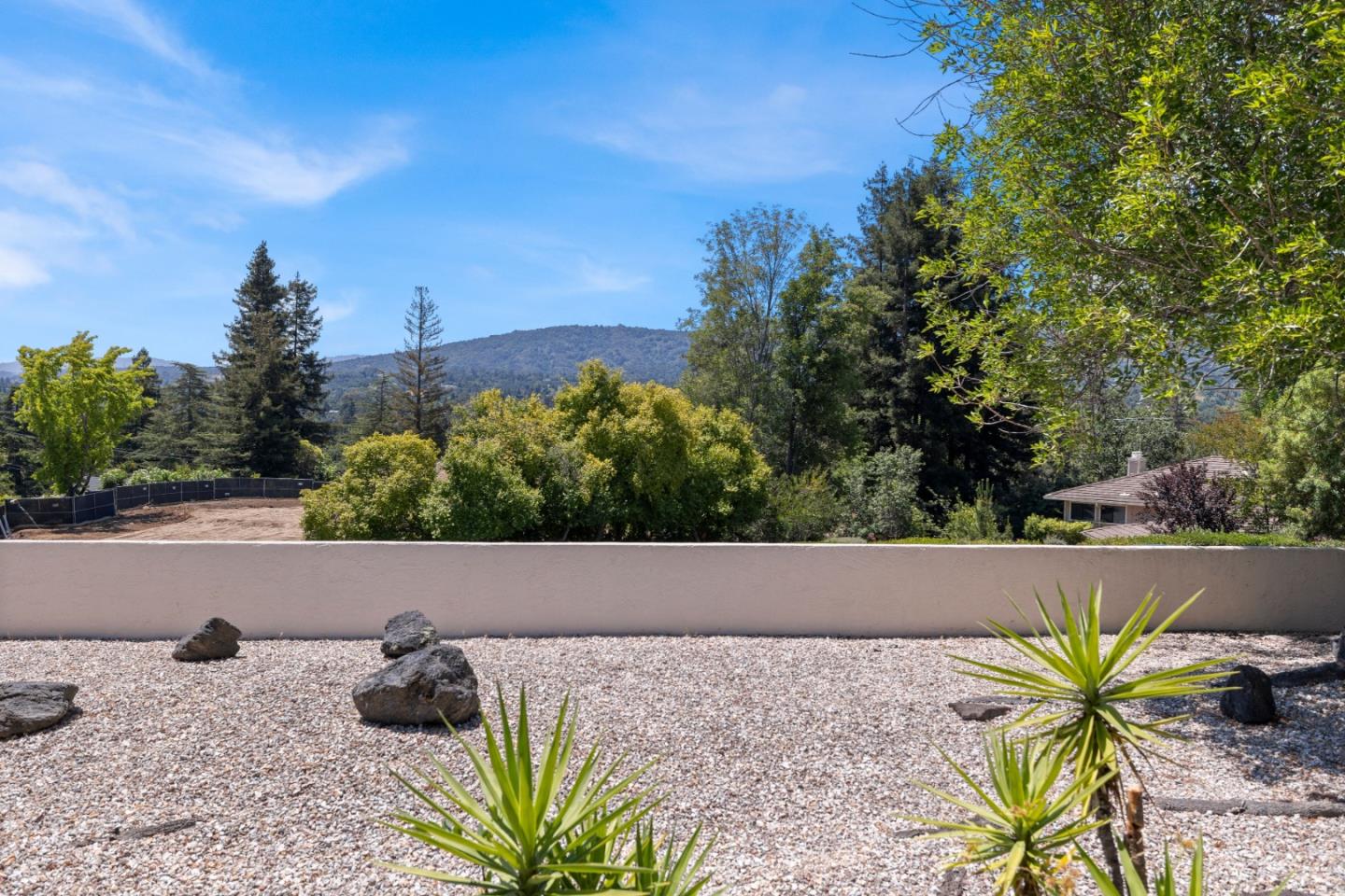 Detail Gallery Image 8 of 50 For 1091 Valley View Ct, Los Altos,  CA 94024 - 3 Beds | 2 Baths