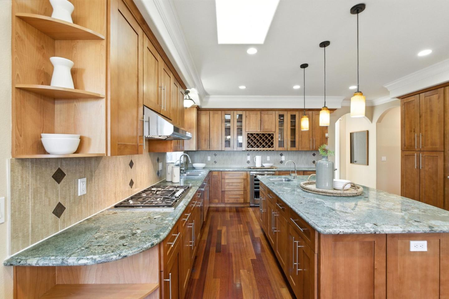 Detail Gallery Image 19 of 56 For 21976 Mcclellan Rd, Cupertino,  CA 95014 - 4 Beds | 3 Baths