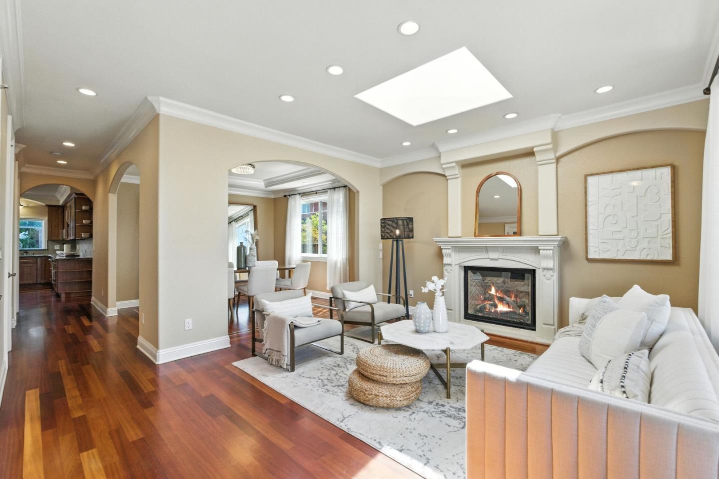Detail Gallery Image 7 of 56 For 21976 Mcclellan Rd, Cupertino,  CA 95014 - 4 Beds | 3 Baths