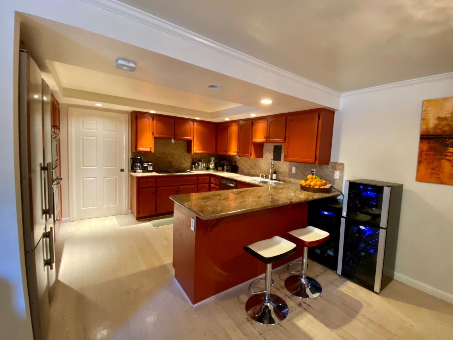 Detail Gallery Image 9 of 30 For 1119 Royal Ln, San Carlos,  CA 94070 - 4 Beds | 2/1 Baths