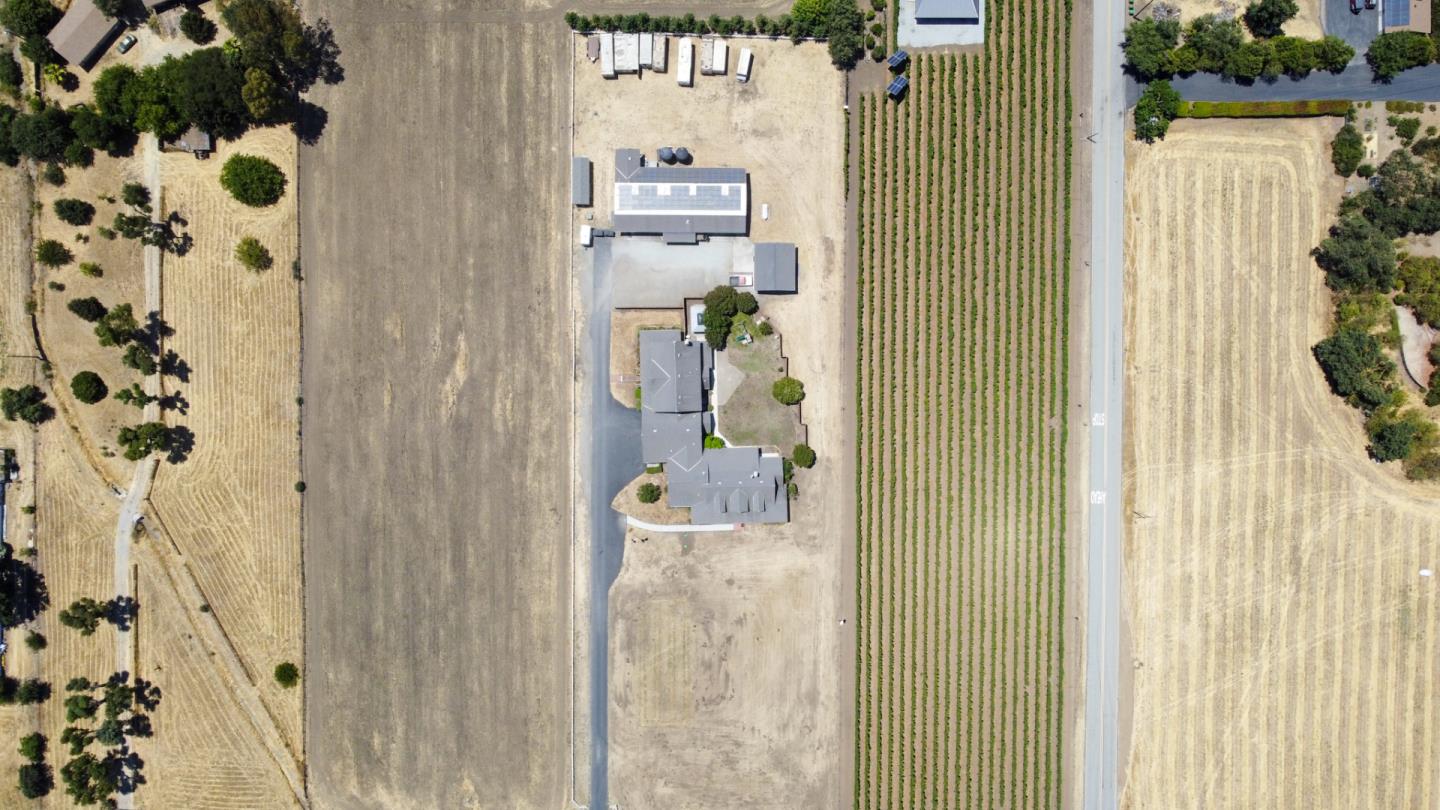 Detail Gallery Image 100 of 112 For 19715 Hale Ave, Morgan Hill,  CA 95037 - 5 Beds | 4/2 Baths
