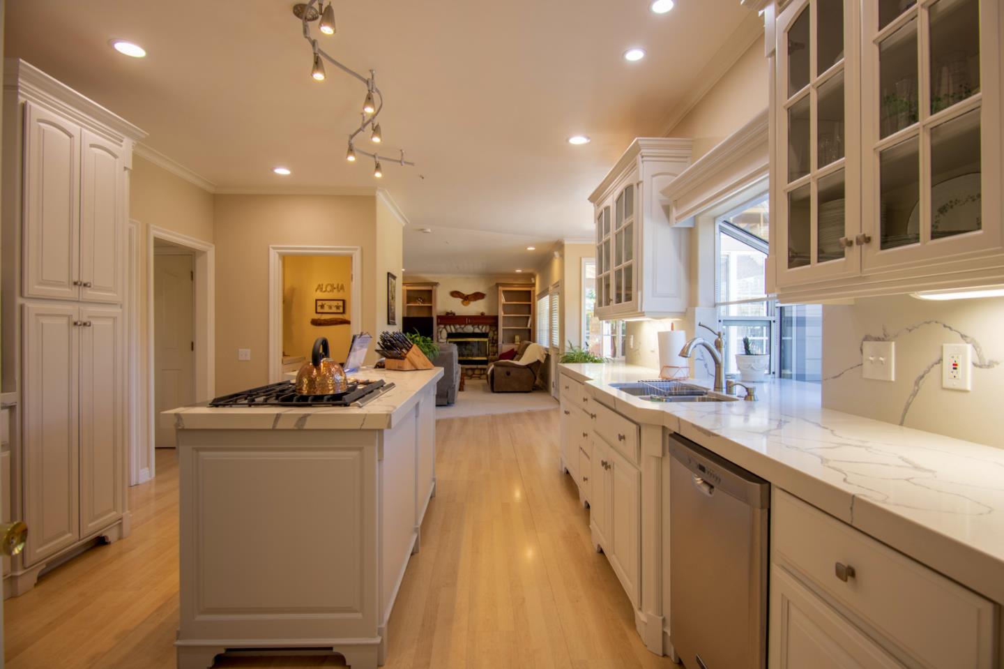 Detail Gallery Image 31 of 112 For 19715 Hale Ave, Morgan Hill,  CA 95037 - 5 Beds | 4/2 Baths